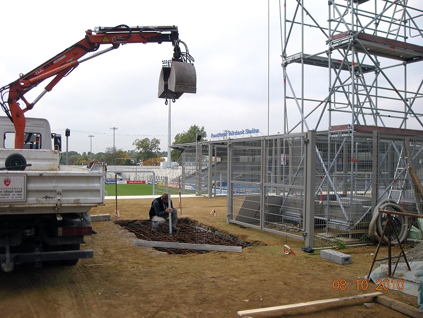 Fundamentarbeiten im Frankfurter Volksbank Stadion des FSV-Frankfurt